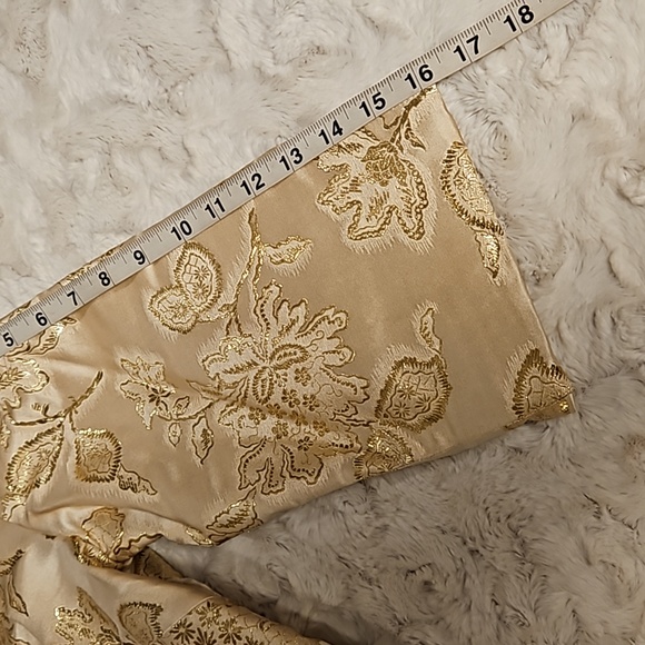 Royal Lynne Made in Royal Crown Colony of Hong Kong vintage gold brocade coat 12 - Picture 8 of 15